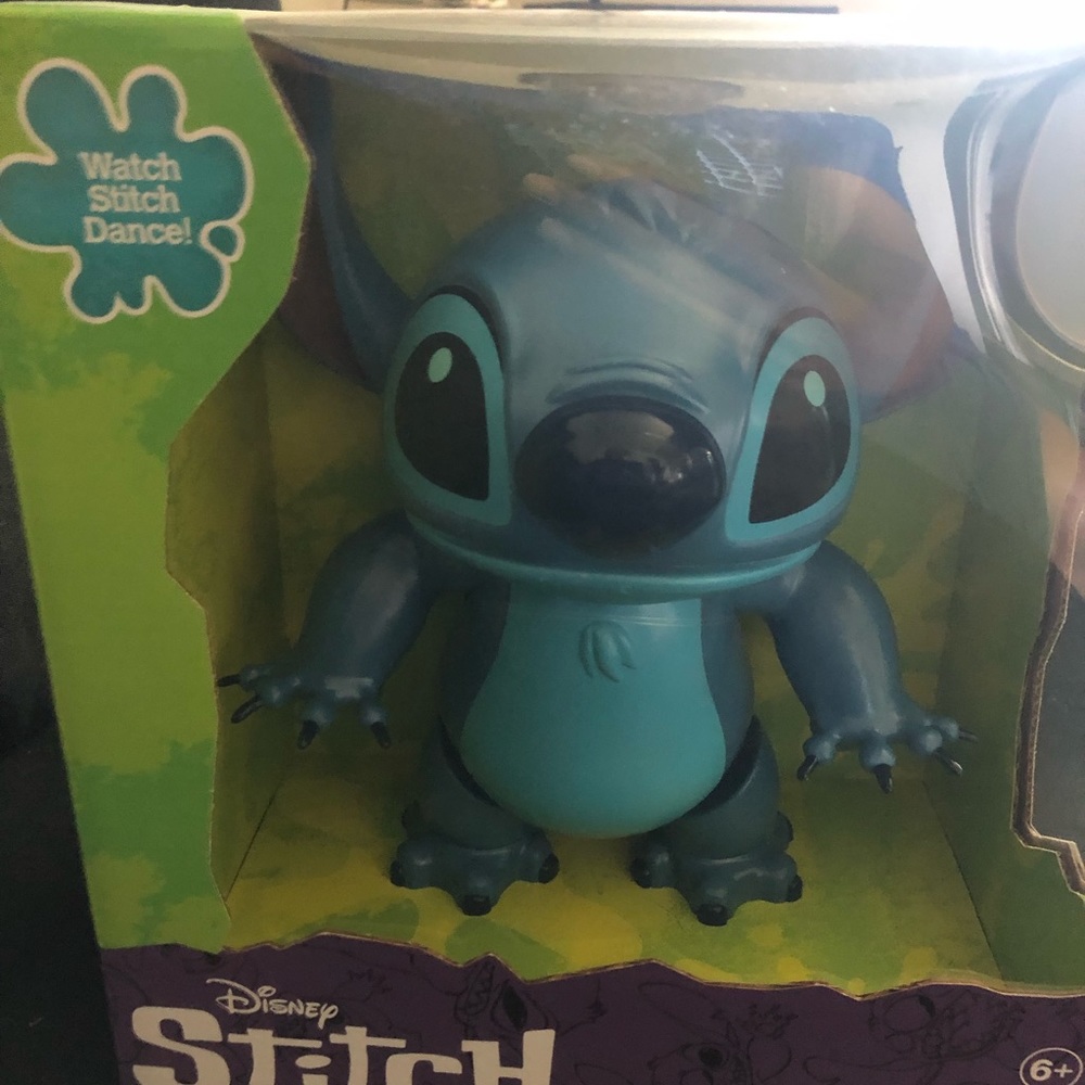 Dancing Disney stitch